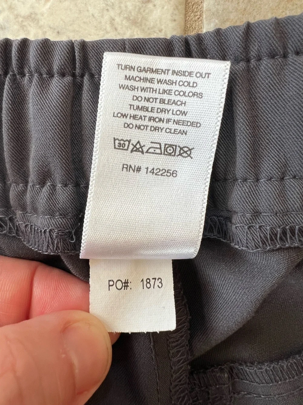 FIGS Tansen Jogger Scrub 5 Pocket Pants Charcoal Grey (PO #1873), sz Small Short